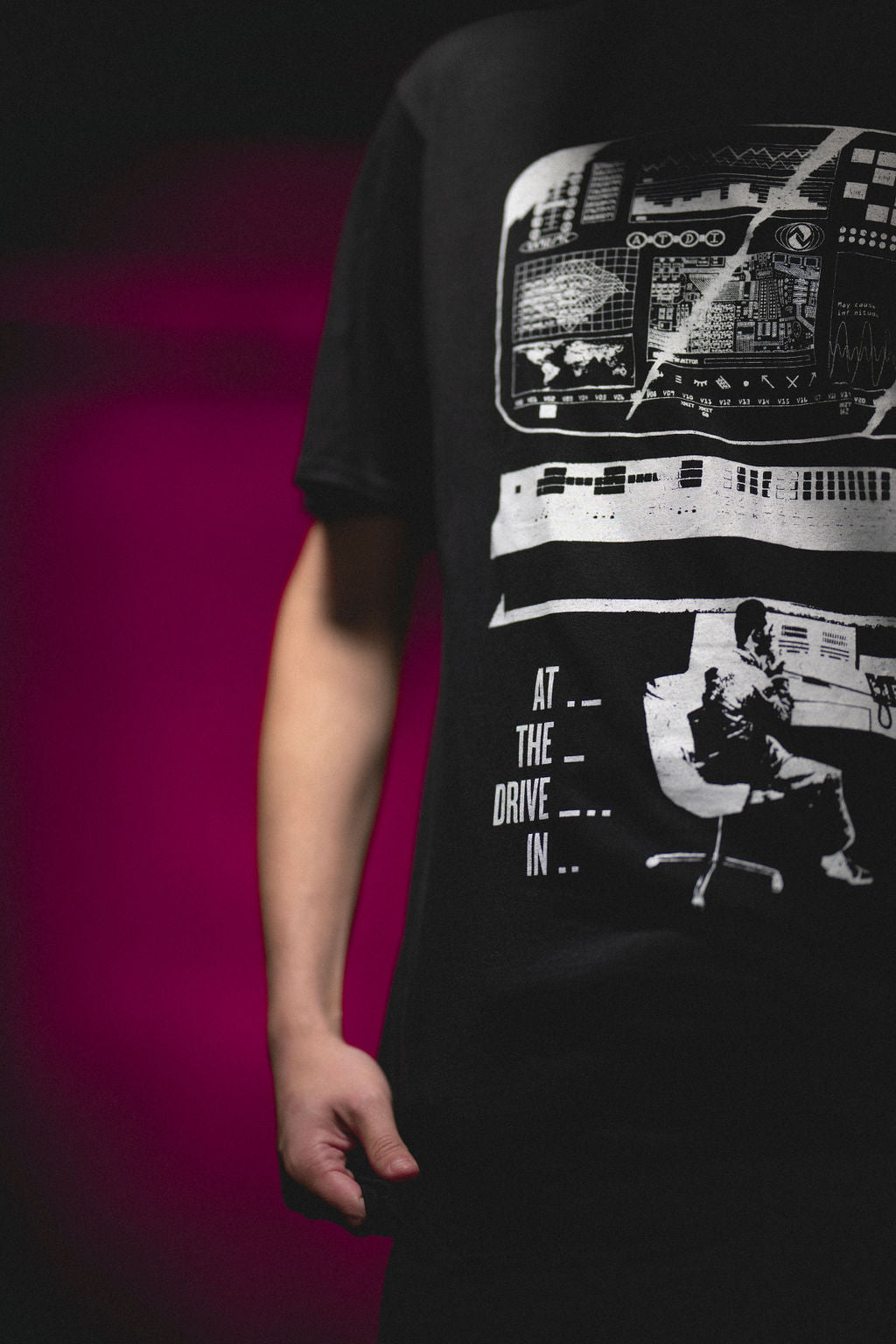 At The Drive In Screen T Shirt Ð T-Shirt product image